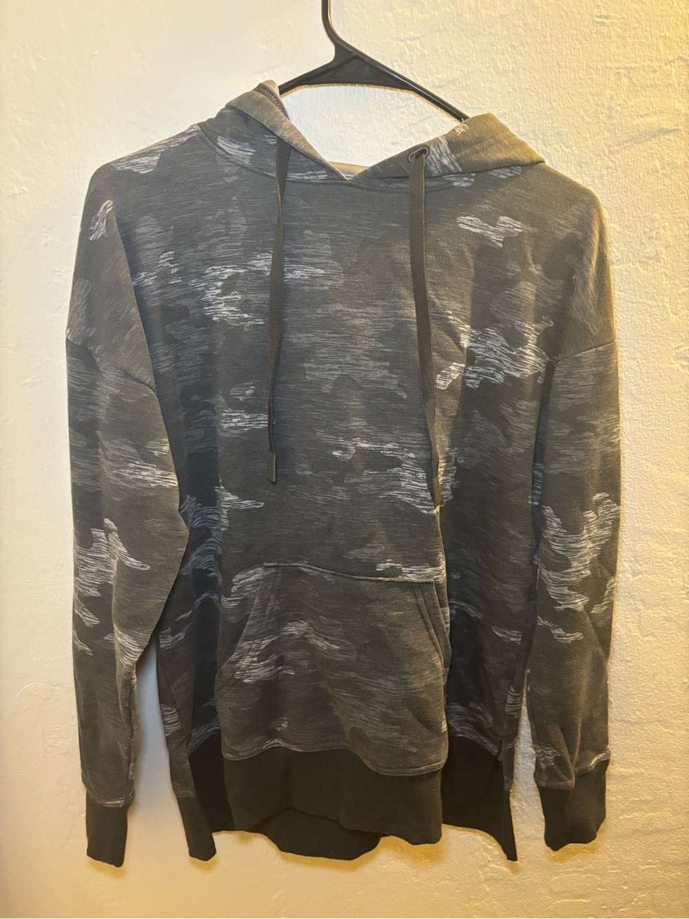 Men's Gray Camouflage Hoodie Sweatshirt